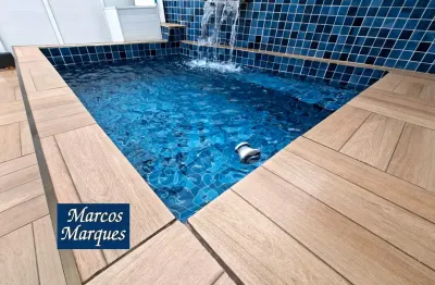 Casa térrea próxima à praia com 3 dormitórios na ponta da praia