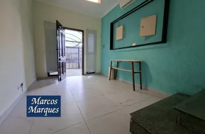 Casa térrea em terreno 9mx27m no bairro estuário em santos, com 3 dormitórios