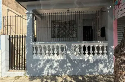 Casa com 2 quartos à venda na Rua Monsenhor Couto, 157, Centro, Salto