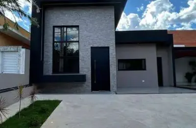 Casa em condomínio fechado com 3 quartos à venda na Rua Francisco Arnaldo Leão, Jardim Guarujá, Salto