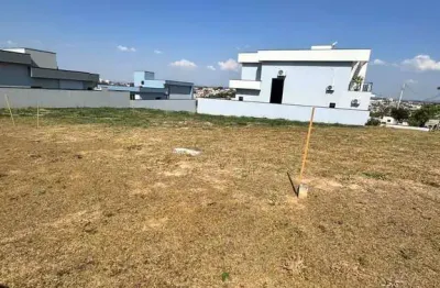Terreno em condomínio fechado à venda na Rua Professora Rosa Ferrari Valente, Reserva Central Parque, Salto