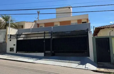 Casa com 4 quartos à venda na Rua Pelé, 238, Vila Romão, Salto