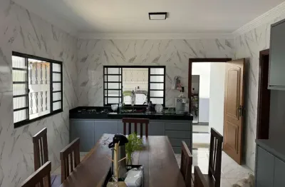 Casa para venda em patos de minas, cristo redentor, 3 dormitórios, 1 suíte, 3 banheiros, 6 vagas
