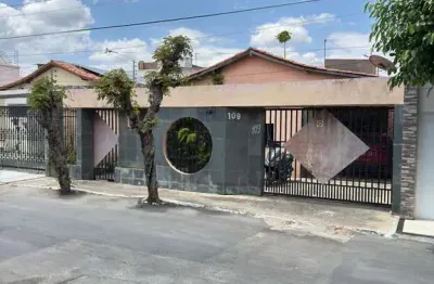 Casa com 4 quartos à venda no Campo dos Velhos, Sobral 