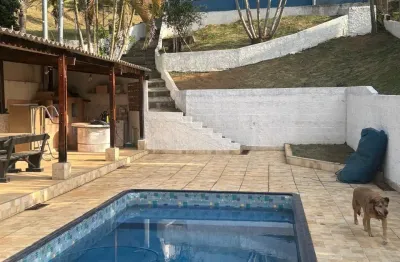 Chácara pé na água em condomínio fechado em igaratá - sp