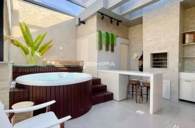 Cobertura 3 suítes com jacuzzi vista mar à venda mariscal sc