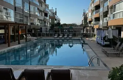 Apartamento de 51m² com 1 quarto a 150m da praia do campeche