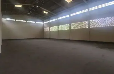 Alugo excelente galpão de 500m², com boa estrutura - bairro sussego - itaboraí - rj