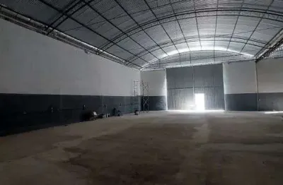 Alugo galpão com 1.200m² novo c/4 banehrios e 2 cozinhas - itaboraí/rj