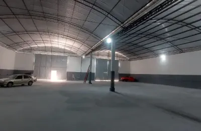 Galpão novo de 1.200m² com banheiros, escritório e cozinha - itaboraí/rj