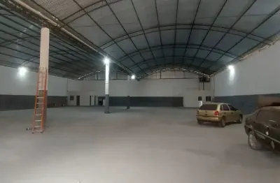 Galpão novo de 1.200m² com banheiros, escritório e cozinha - itaboraí/rj