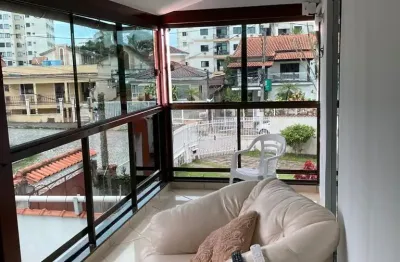 Excelente casa de 3 quartos, sendo 1 suíte e 2 vagas - centro - itaboraí/rj