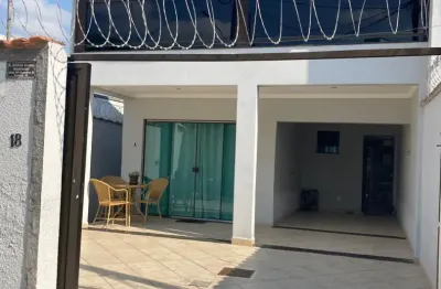 Excelente casa de 3quartos, sendo 1 suíte, vaga e quintal - centro - itaboraí/rj