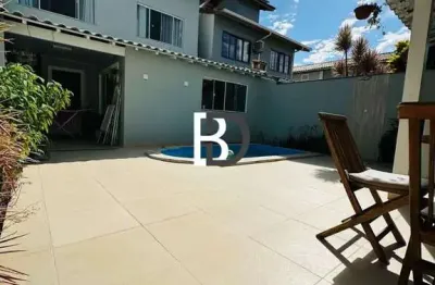 Casa com 3 quartos à venda na rua itaipu, 15, praia do pecado, macaé, 150 m2 por r$ 1.600.000