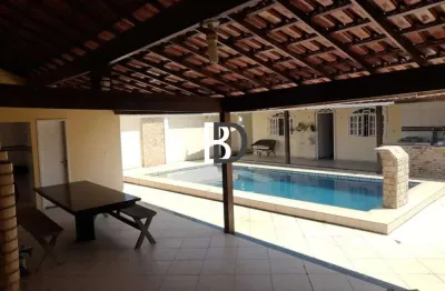 Casa com 3 quartos à venda na rua rua peperônia, 15, loteamento extensão do serramar, rio das ostras, 173 m2 por r$ 495.000