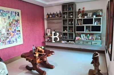Casa com 4 quartos à venda na rua praça joão borges do rego, 15, glória, macaé, 280 m2 por r$ 1.100.000