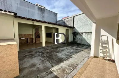 Casa com 3 quartos à venda na rua equador, 10, campo do oeste, macaé, 10 m2 por r$ 330.000