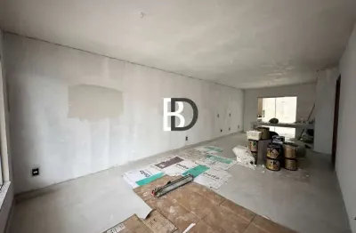 Casa com 3 quartos à venda na rua yolanda cardoso, vale das palmeiras, macaé, 10 m2 por r$ 495.000