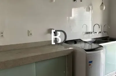 Casa em condomínio fechado com 4 quartos à venda na alameda da lagoa, 23, granja dos cavaleiros, macaé, 360 m2 por r$ 1.490.000