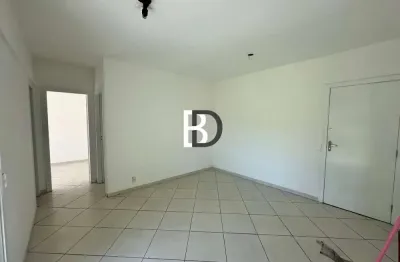 Apartamento com 2 quartos à venda na av rua vereador mathias lacerda, 24, glória, macaé, 10 m2 por r$ 265.000