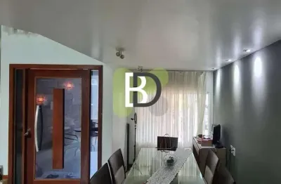 Casa com 3 quartos à venda na Avenida Ricardo Muylaert Salgado, Vale dos Cristais, Macaé, 280 m2 por R$ 1.390.000