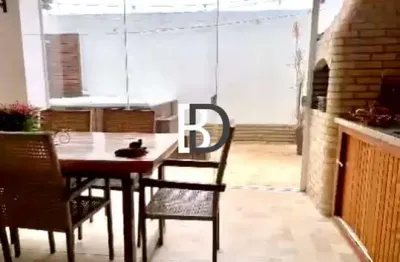 Casa com 3 quartos à venda na Rua Professora Juciléa Salerma de Oliveira, Mirante da Lagoa, Macaé, 180 m2 por R$ 920.000