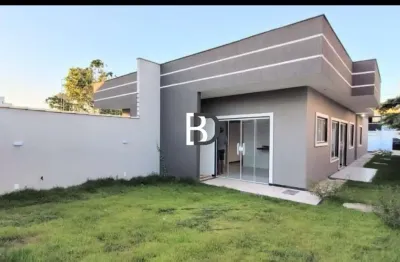 Casa com 3 quartos à venda na avenida dos bandeirantes, 10, verdes mares, rio das ostras, 211 m2 por r$ 480.000