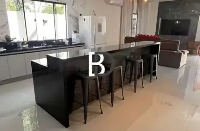 Casa em condomínio fechado com 4 quartos à venda na avenida ricardo muylaert salgado, 80, vale dos cristais, macaé, 240 m2 por r$ 1.300.000
