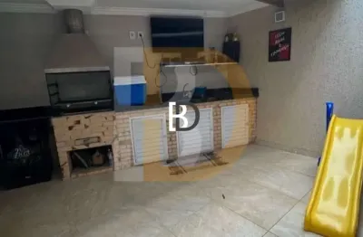 Casa com 3 quartos à venda na Rua São Marcos, Jardim Vitória, Macaé, 180 m2 por R$ 650.000