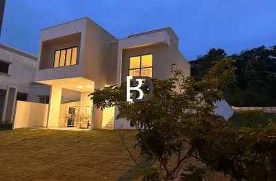 Casa com 3 quartos à venda na rua américa do sul, 57, alphaville, rio das ostras, 186 m2 por r$ 1.350.000