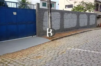 Barracão / Galpão / Depósito à venda na Alameda do Ipê, Granja dos Cavaleiros, Macaé, 850 m2 por R$ 2.500.000