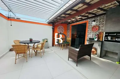 Casa com 4 quartos à venda na rua rua professora juciléa salerma de oliveira, 20, mirante da lagoa, macaé, 147 m2 por r$ 750.000