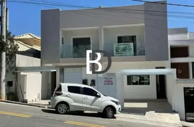 Casa com 3 quartos à venda na rua rua oscarito, 10, vale das palmeiras, macaé, 128 m2 por r$ 550.000