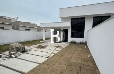 Casa com 3 quartos à venda na avenida dos bandeirantes, 10, verdes mares, rio das ostras, 90 m2 por r$ 550.000