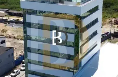 Prédio à venda na avenida guadalajara, 57, praia campista, macaé, 250 m2 por r$ 10.000.000