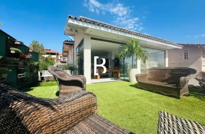 Casa com 5 quartos à venda na rua olívio osório rodrigues, sol e mar, macaé, 454 m2 por r$ 1.900.000