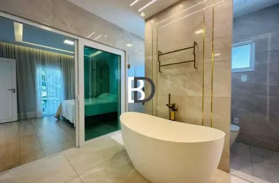 Casa com 3 quartos à venda na Avenida Rui Barbosa, Lagoa, Macaé, 10 m2 por R$ 3.900.000