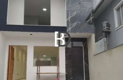 Casa com 3 quartos à venda na rua rua maurício ribeiro bejamim, 10, são marcos, macaé, 115 m2 por r$ 549.000