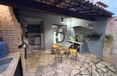 Casa com 2 quartos à venda na rua rua rodolpho david gomes, 10, novo cavaleiro, macaé, 120 m2 por r$ 420.000