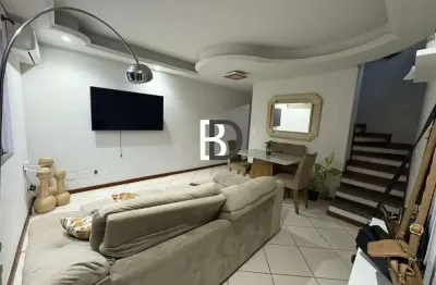 Casa com 2 quartos à venda na via do sol, 10, novo cavaleiro, macaé, 10 m2 por r$ 420.000