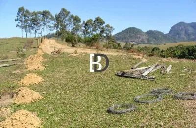 Terreno à venda na Estrada da Fazenda Dois Irmãos, Cantagalo, Rio das Ostras