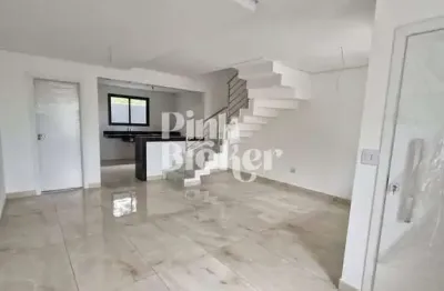 Casa geminada à venda de 3 quartos e 4 vagas de garagem, localizado bairro cabral em contagem/mg.