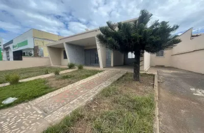 Casa 03 quartos no centro de matozinhos uso residencial e comercial !!