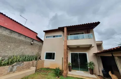 Casa com 3 quartos à venda no Centro, Matozinhos 