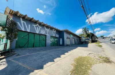 Excelente oportunidade de investimento! 4 lotes comerciais com lojas e galpões em área estratégica!