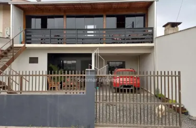 Casa com 3 quartos à venda na Vila Nova, Joinville 