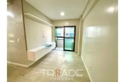 Apartamento em candeias com 03 quartos | reformado com móveis fixos  | 67 metros