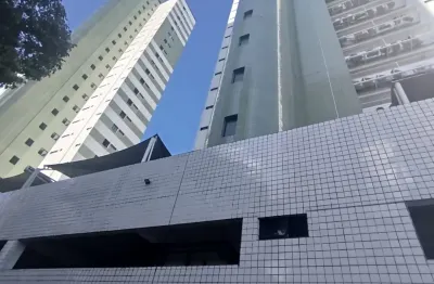 Apartamento 3 quartos, 1 suíte , 2 vagas cobertas, lazer , no bairro da torre