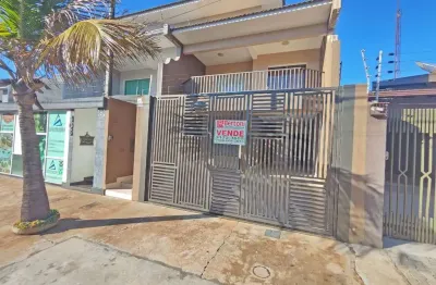 Sobrado a venda no conjunto centauro, arapongas: 3 dormitorios, 2 suites, churrasqueira e mais!