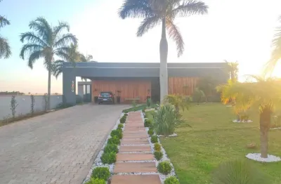 Casa de luxo com 5 suites em condominio fechado no parque monterrey